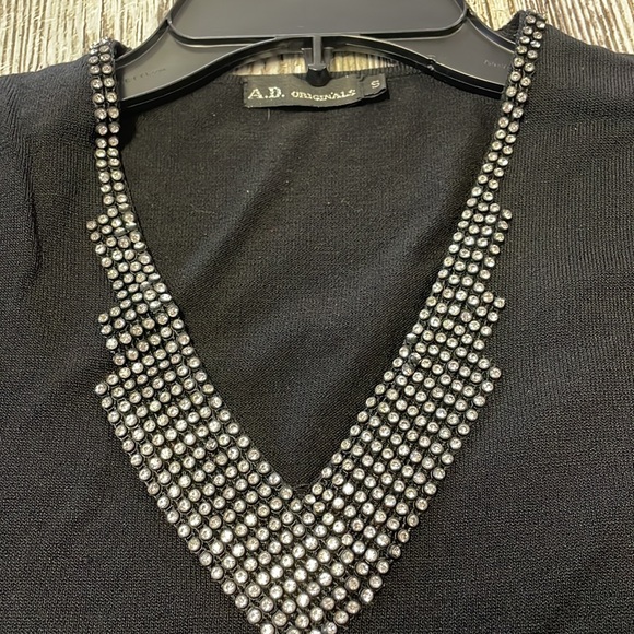 AD ORIGINALS BLACK RHINESTONE NECKLINE SLEEVELESS TOP SMALL - Picture 3 of 6